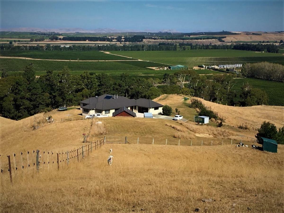 Hill Top Retreat Lower Dashwood Exteriér fotografie